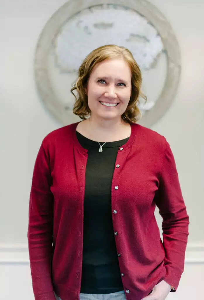 Image of Jennifer Mosteller, a staff member at Living Tree Medical, in professional clothing