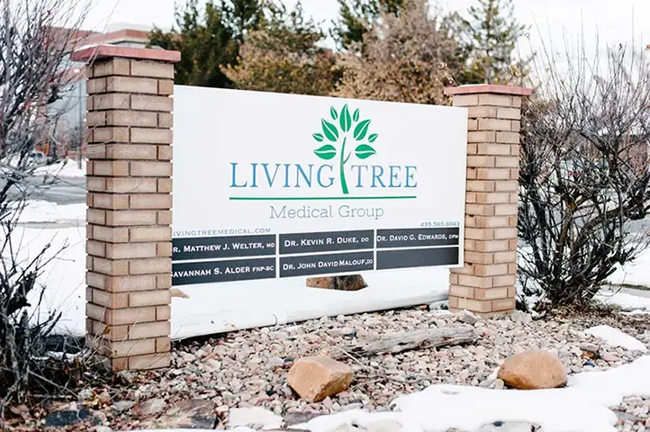 Living Tree Medical Sign